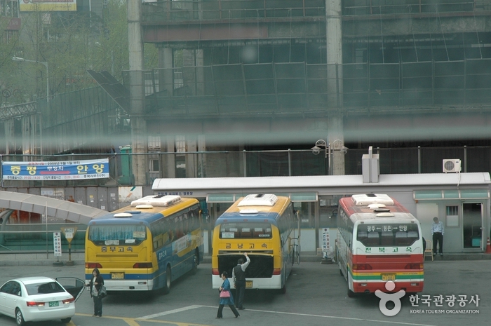安养市外巴士客运站(안양시외버스터미널) 安养市外巴士客运站(안양시외버스터미널)