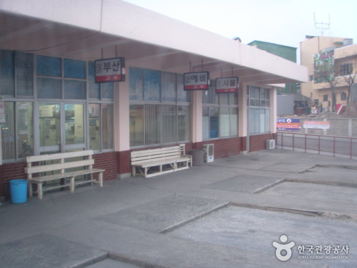 昌宁市外巴士客运站(창녕시외버스터미널) 昌宁市外巴士客运站(창녕시외버스터미널)