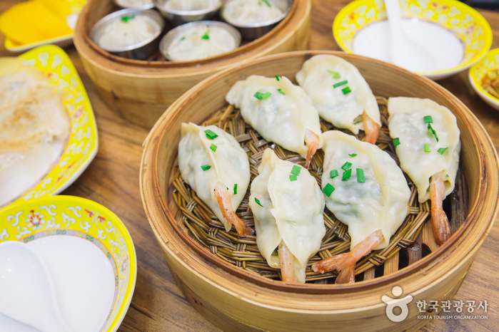 Goobok Mandu (구복만두)