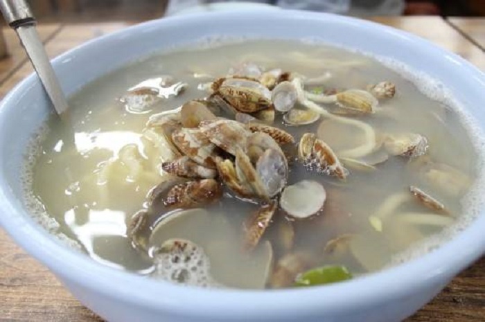 Iga Bajirak Kalguksu (이가바지락칼국수)