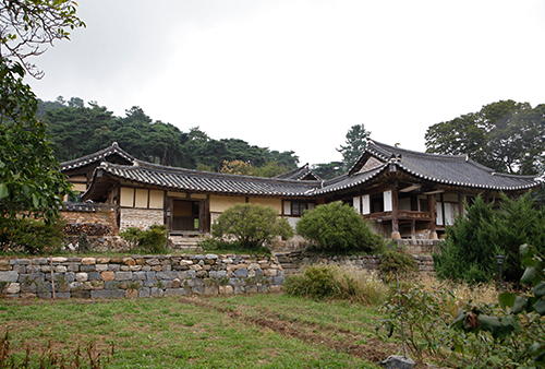 Maison Myeongjae[Korea Quality] (논산 명재고택 [한국관광 품질인증])