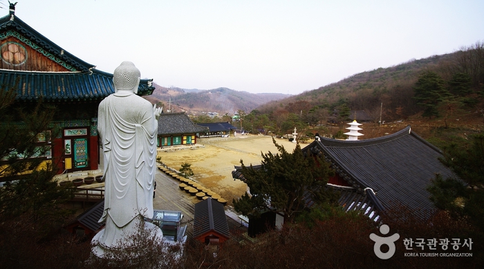 Temple Yeongpyeongsa (영평사)