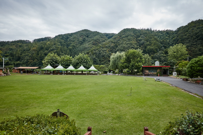 Le village Jangsu Haneullae Deulkkot (하늘내들꽃마을)