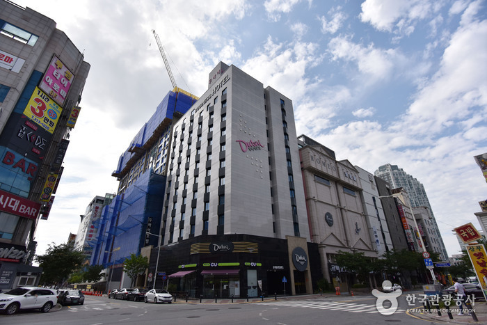 Dubai hotel [Korea Quality] / 두바이호텔 [한국관광 품질인증]