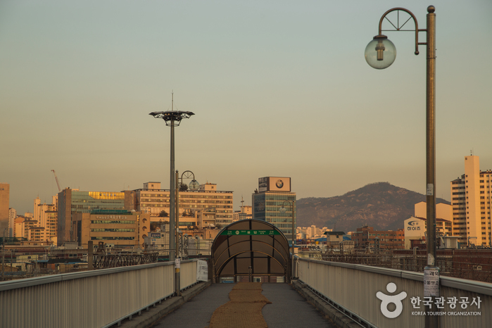 Le pont Yukgyo de la station Yongdap 용답역 육교 (외국어 사이트용)