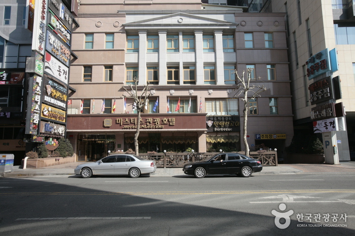 Tourist Hotel Masters (마스터스관광호텔)
