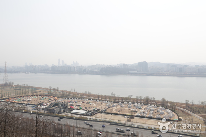 Parc de Nanji sur le fleuve Hangang (난지한강공원)