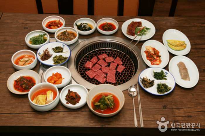 Gohyang Iyagi (고향이야기)