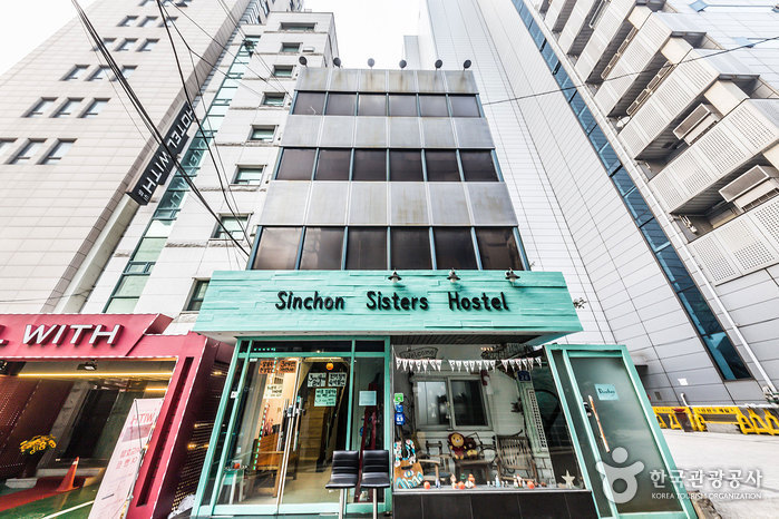 Sinchon Sisters Hostel [Korea Quality] / 신촌 시스터즈 [한국관광 품질인증/Korea Quality]