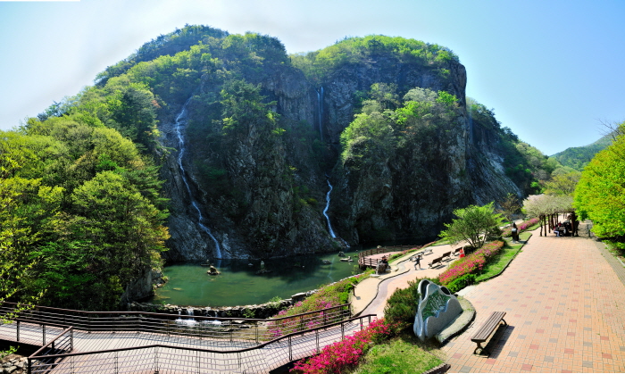 Parc communal du Mt. Gangcheonsan (강천산군립공원)