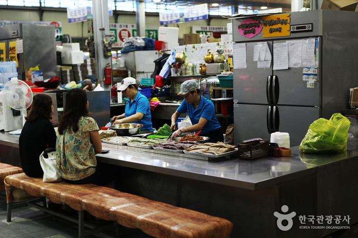 Marché Seobu de Yeongwol (영월 서부시장)