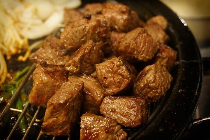 Tuppul Deungsim - Garosugil Branch(투뿔등심 가로수길)