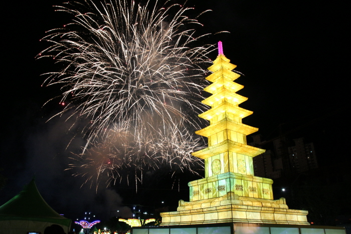 Festival des lanternes à Busan (부산 연등축제)