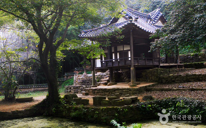 Dorf Boseong Ganggol (보성 강골마을)