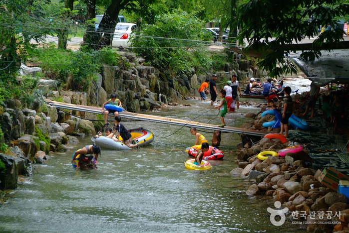 Songchu Resort (송추유원지)