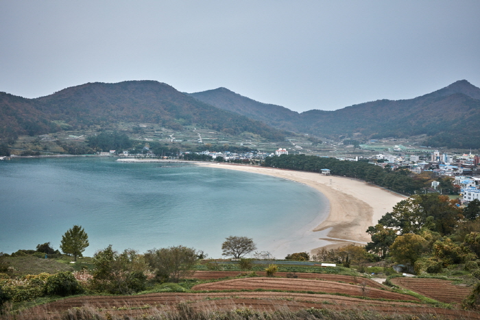 Strand Sangju (상주은모래비치) Strand Sangju (상주은모래비치)