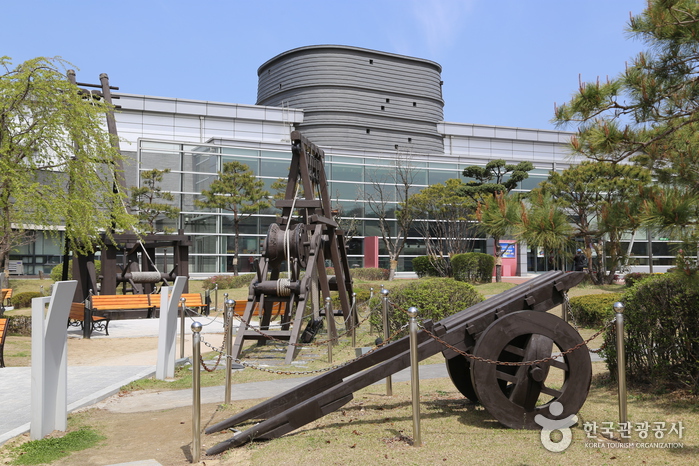 Museum der Festung Suwon Hwaseong (수원화성박물관)