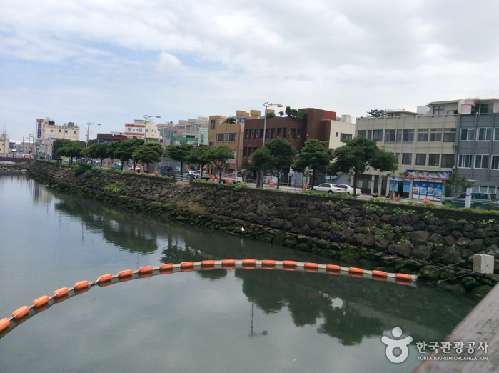 Fluss Sanjicheon (산지천)