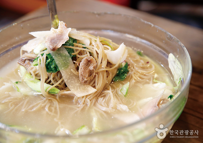 Pyeongnaeok (평래옥) Pyeongnaeok (평래옥)