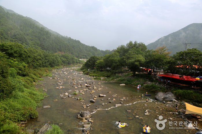 Долина Мёнчжи (명지계곡)