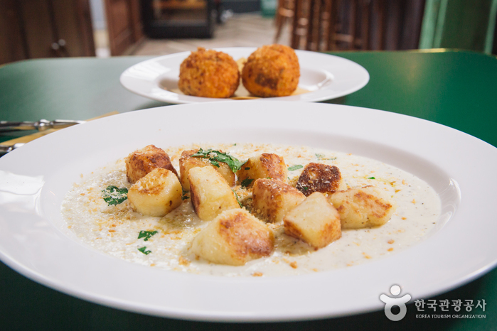 Ресторан Italyjae (이태리재)