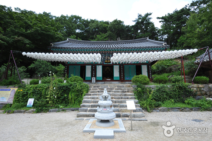 Ermita Dosoram (도솔암)