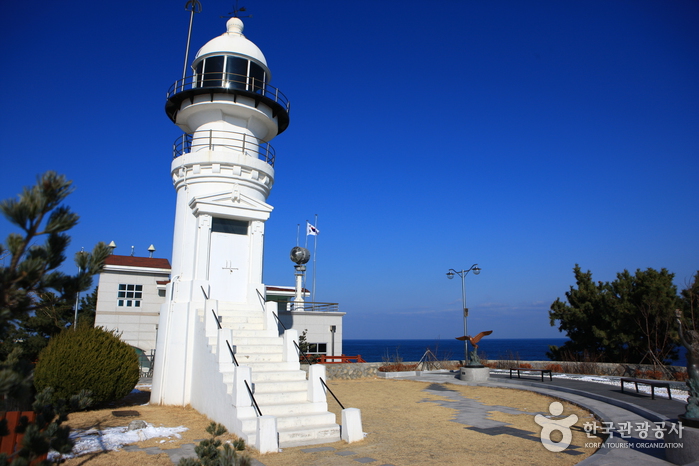 Faro de Jumunjin (주문진 등대) Faro de Jumunjin (주문진 등대)